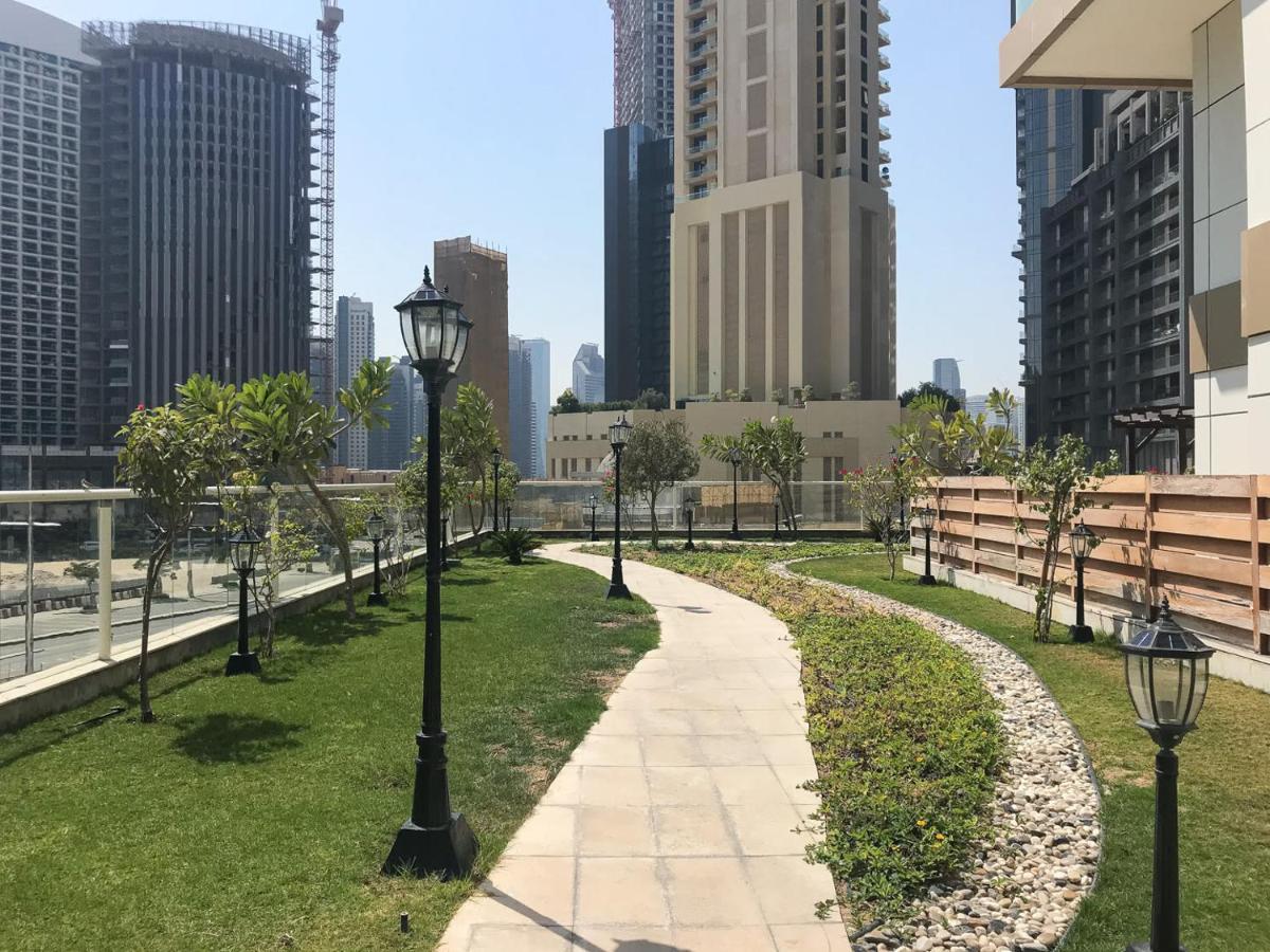 Frank Porter - Mon Reve Dubai Exterior foto